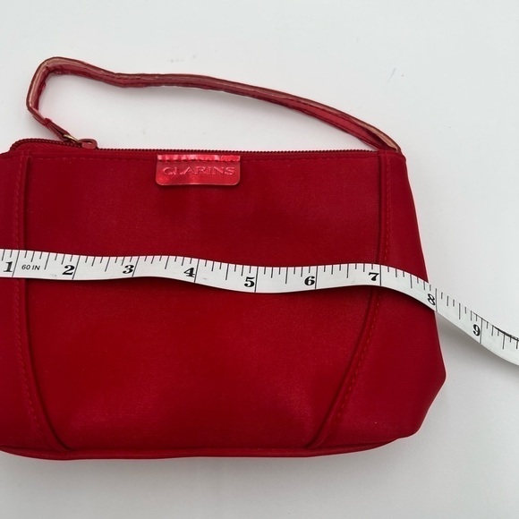 Clarins Red Wristlet - Picture 7 of 10